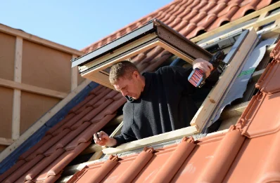 Pose de fenêtres de toit Velux à Bigottière